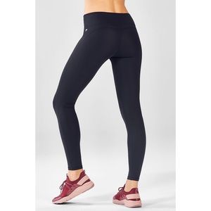 Fabletics black active leggings medium NWT